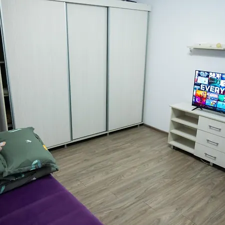 Апартаменти Plaza 6 *